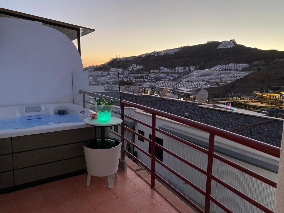 Villa Mogan Mall, Con Jacuzzi Y Playstation 5 Puerto Rico  Exteriér fotografie